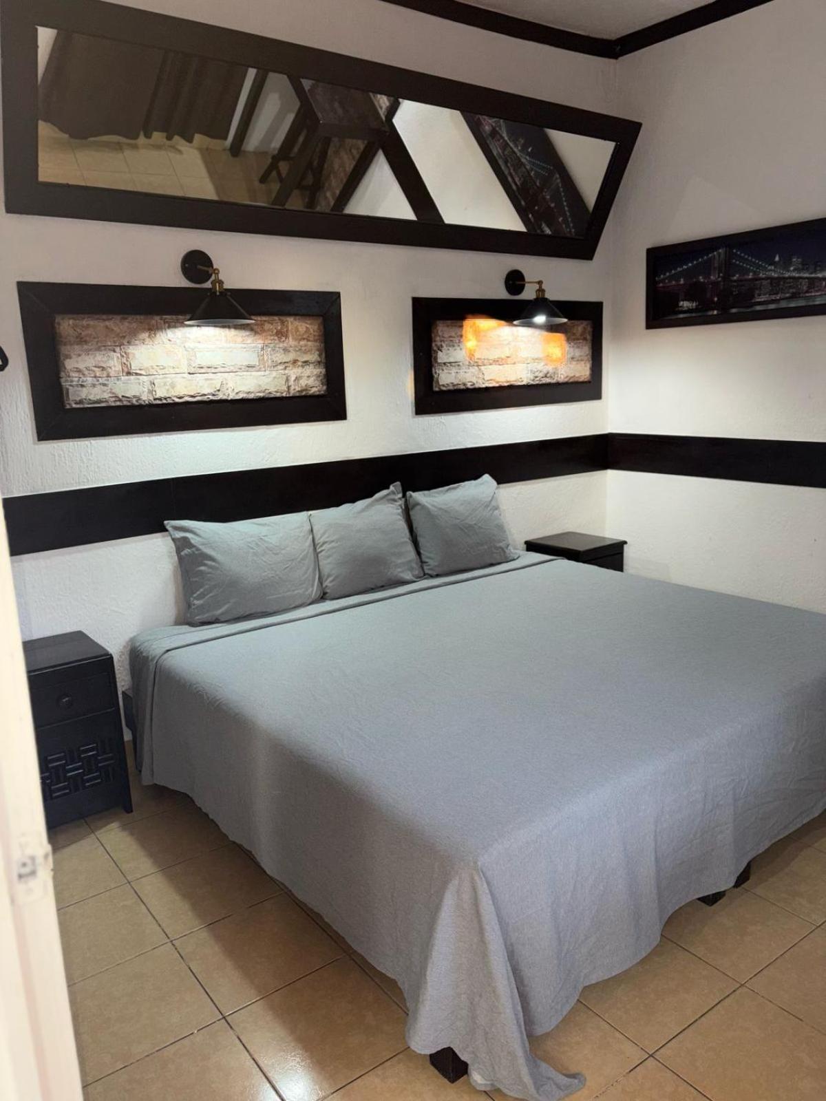Hotel La Casona Villahermosa Exteriör bild